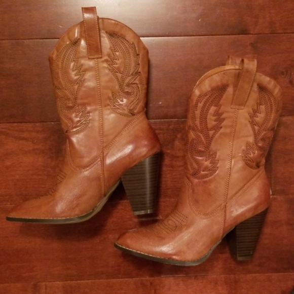 Coconuts by Matisse Shoes New Coconuts Austin Embroidered Cowboy